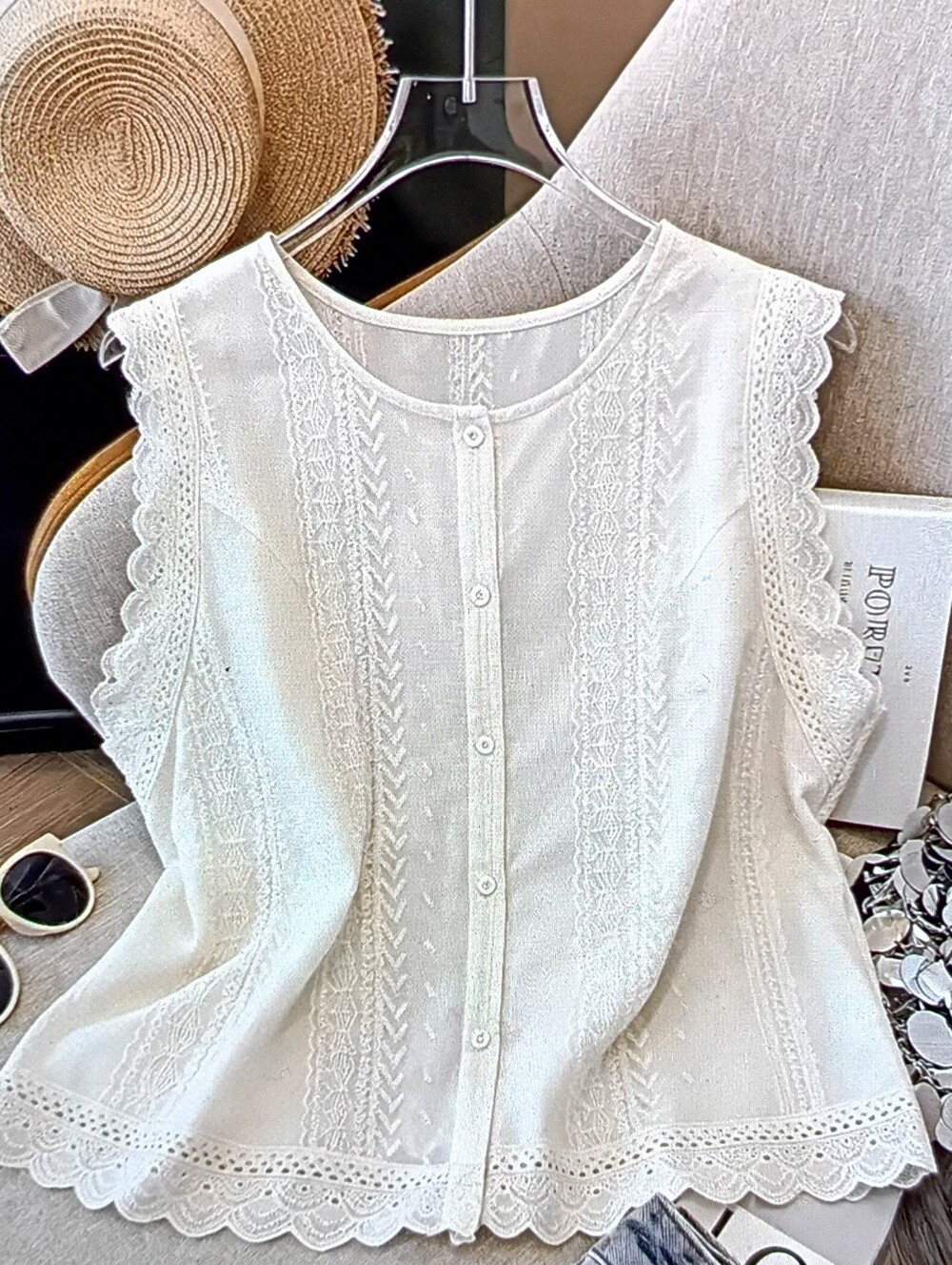 NEW! Sleeveless Lace-Trim Button-Front Top 1X